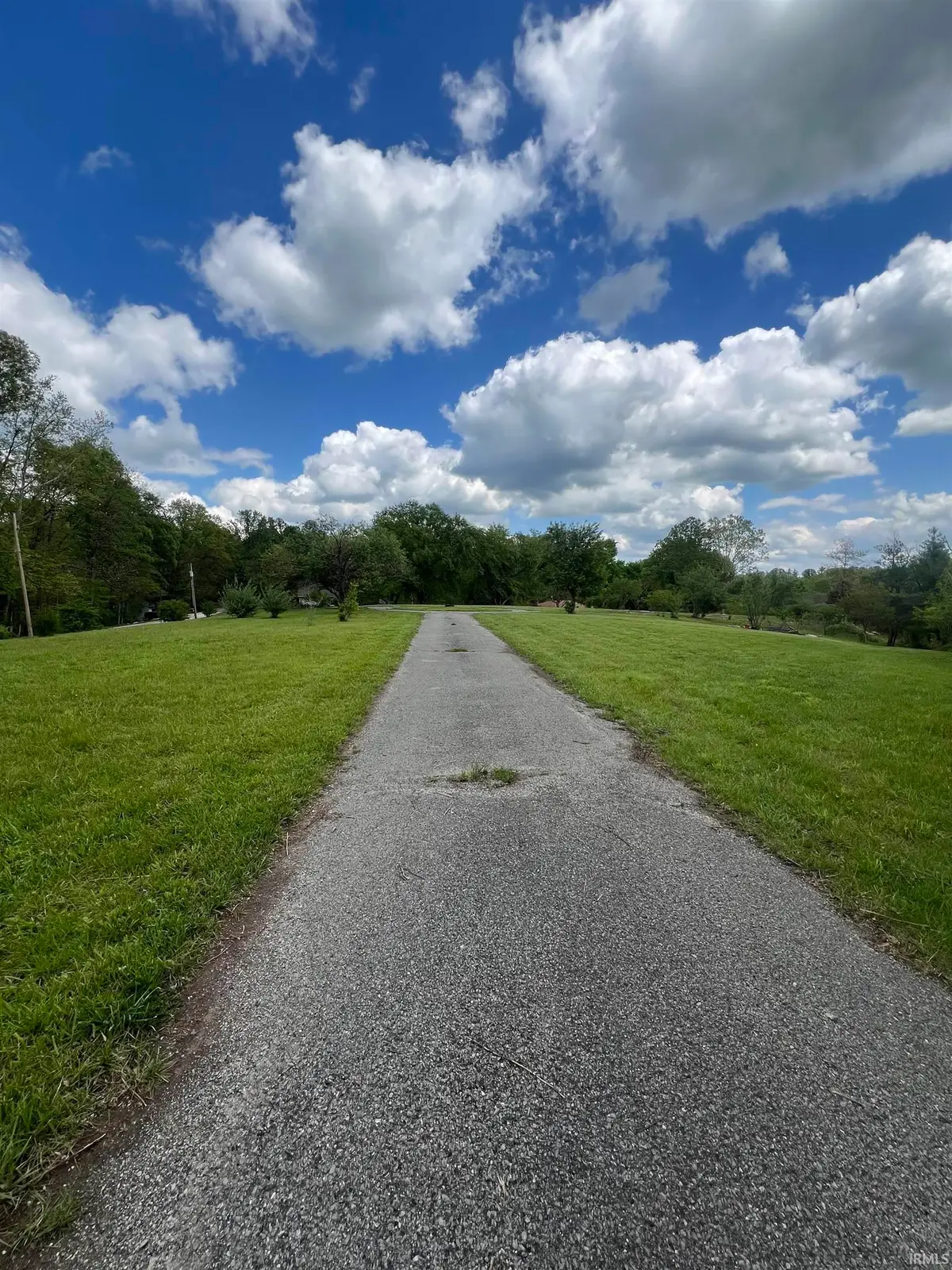 6977 E State Road 46 Road, Bloomington, IN 47408 - #1