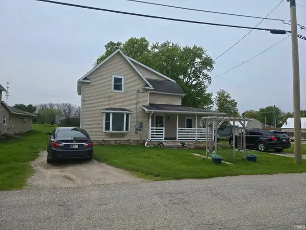 104 Vandalia Street, La Paz, IN 46537