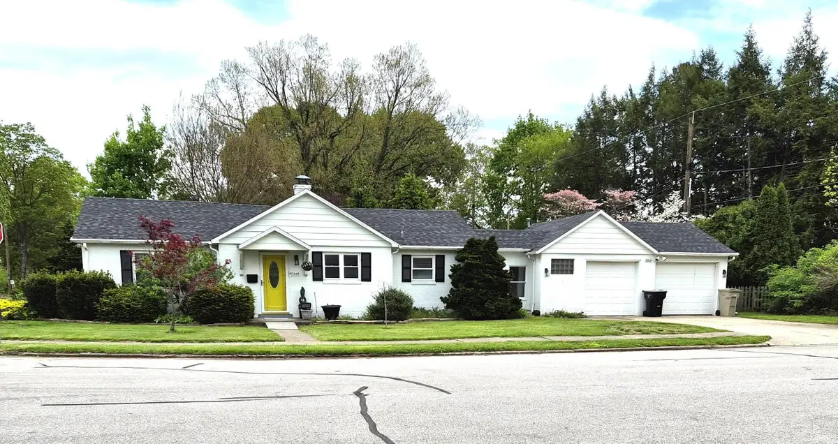 1004 E Woodside Street, South Bend, IN 46614 - #1