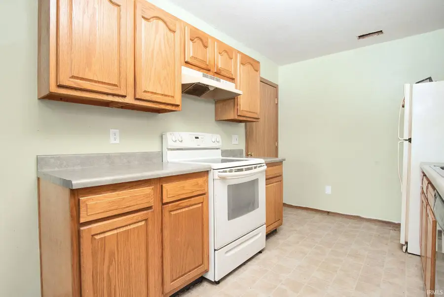 3724 E Sherwood Terrace, Fort Wayne, IN 46806 - #3