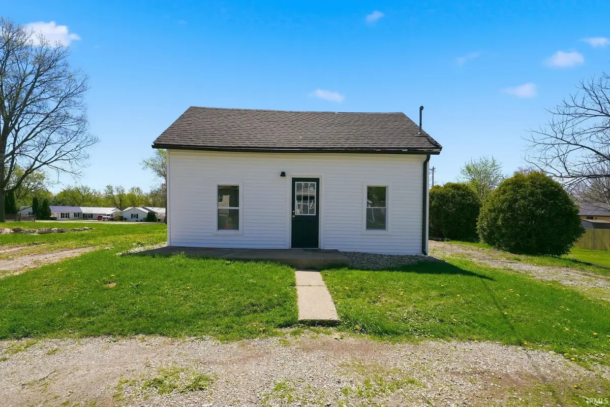 216 E Gertrude Street, Kendallville, IN 46755 - #1