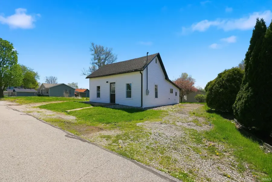 216 E Gertrude Street, Kendallville, IN 46755 - #2