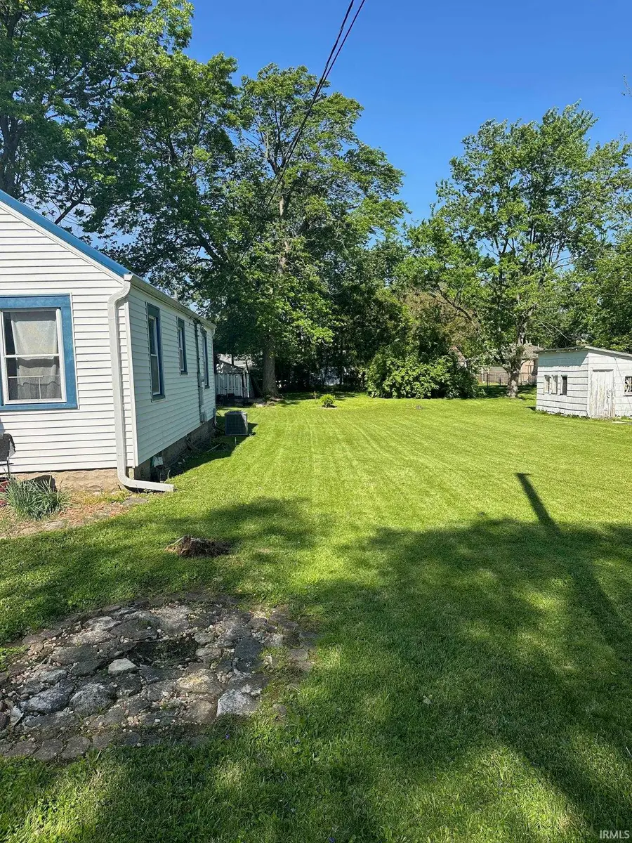 204 N Market Street, Parker City, IN 47368 - #3