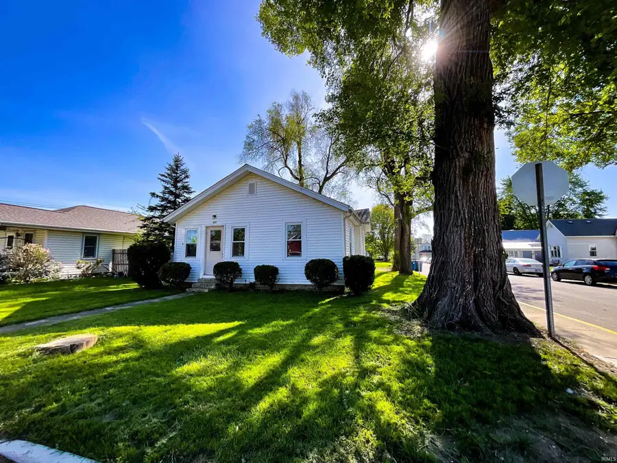 627 S Morgan Street, Bluffton, IN 46714 - #3
