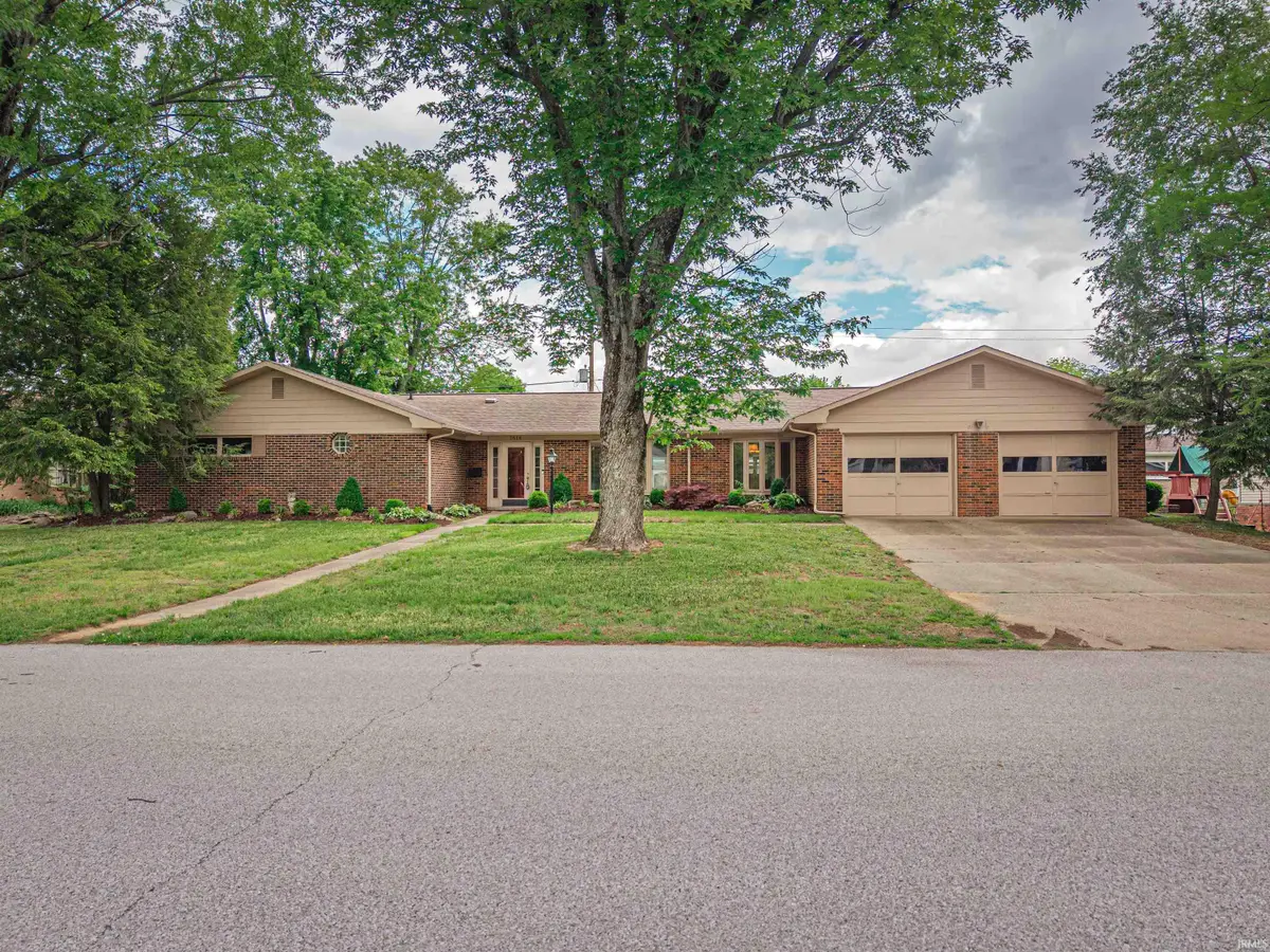 1616 Burnett Lane, Vincennes, IN 47591 - #1
