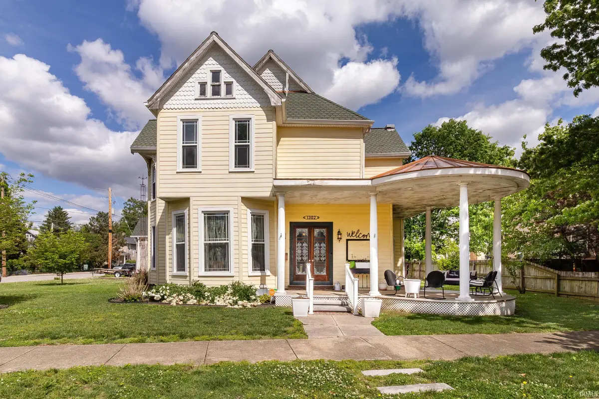 1302 SE First Street, Evansville, IN 47713 - #1