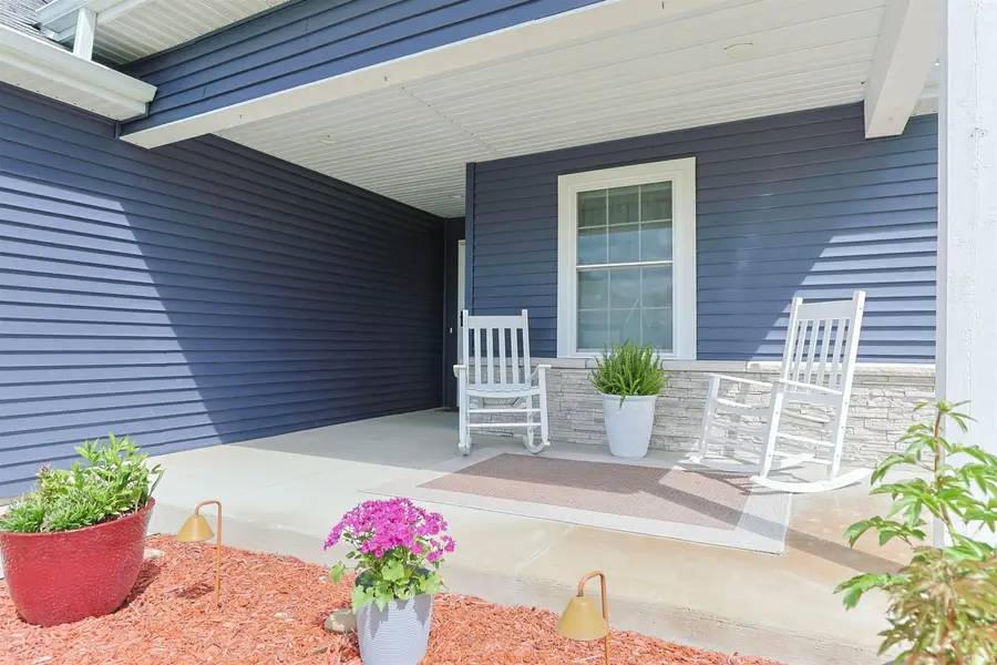 30477 Pine Bluff Drive, Elkhart, IN 46517 - #2