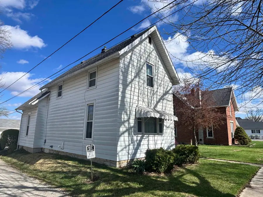1527 Guilford Street, Huntington, IN 46750 - #3