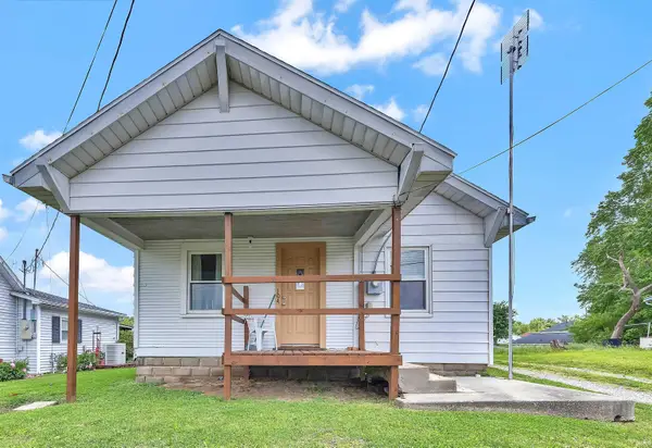 104 S Division Street, Francisco, IN 47649