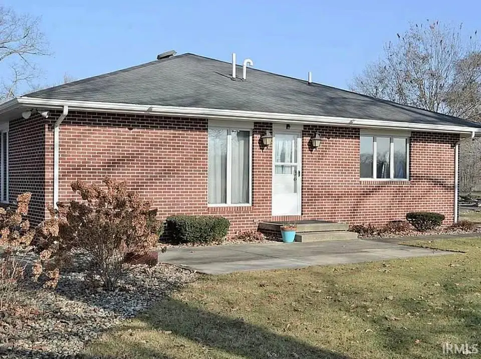5268 E Country Club Road, Logansport, IN 46947 - #1