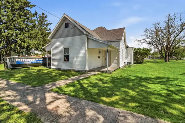 109 E 8th Street, Matthews, IN 46957