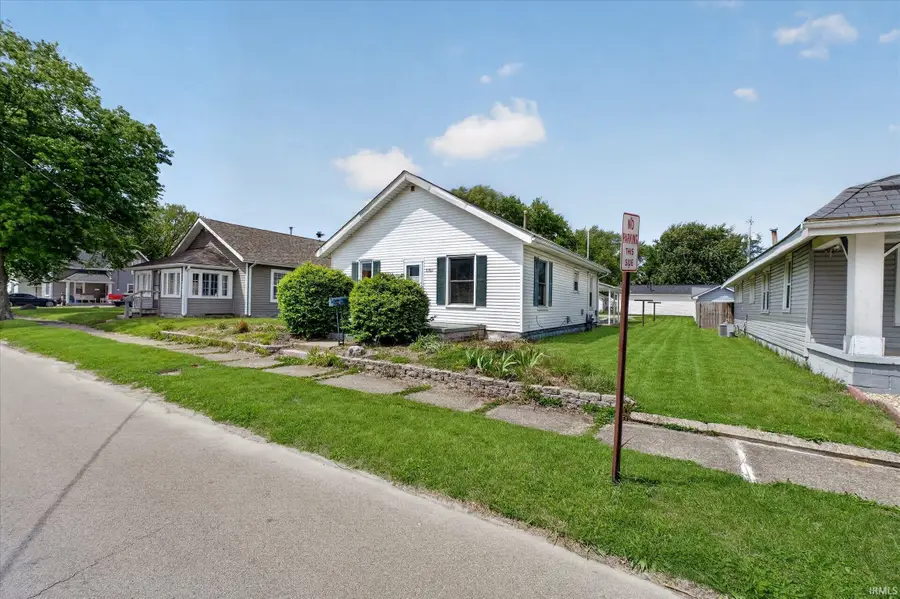 1050 W Mcclurg Street, Frankfort, IN 46041 - #3