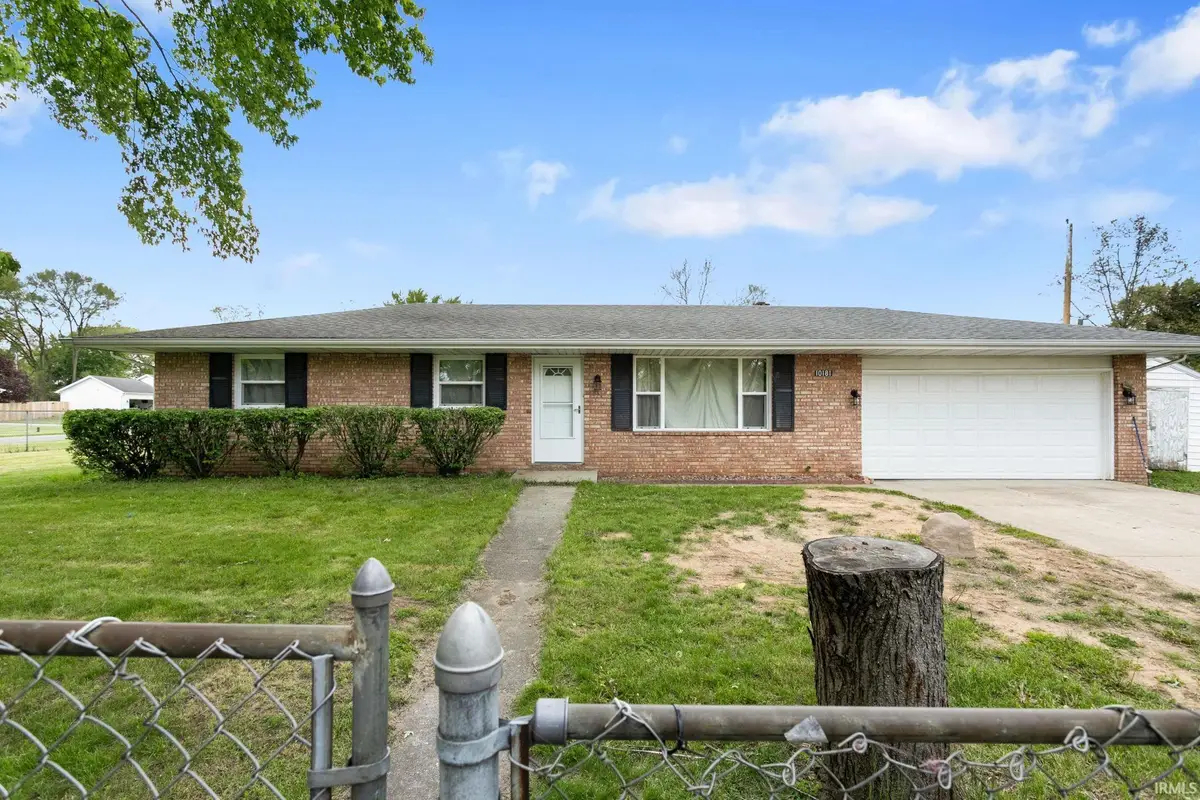 10181 Elsie Street, Osceola, IN 46561 - #1