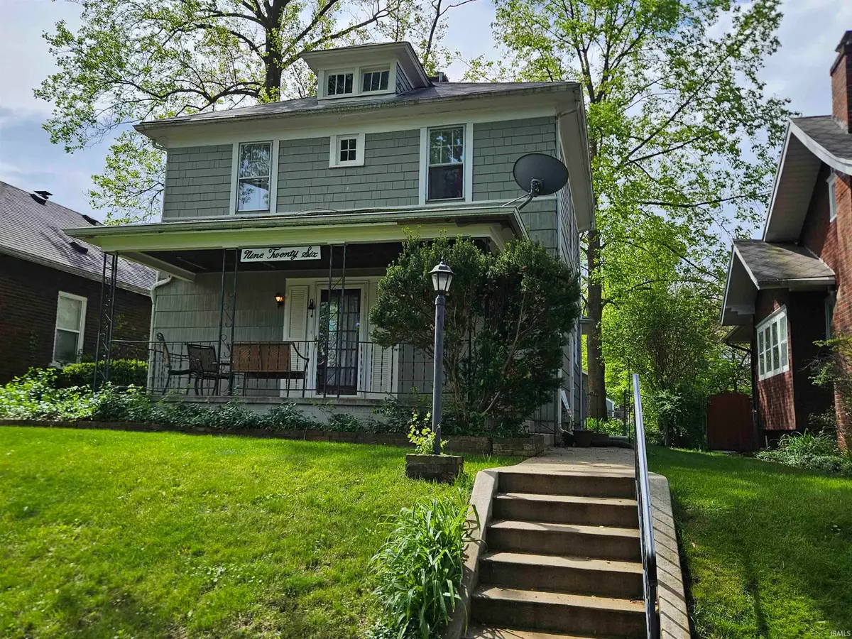 926 E Victoria Street, South Bend, IN 46614 - #1