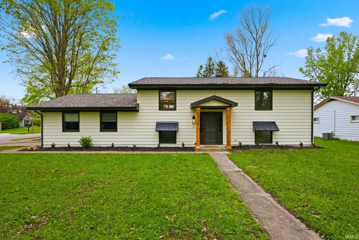 5709 Monarch Drive, Fort Wayne, IN 46815 - #1