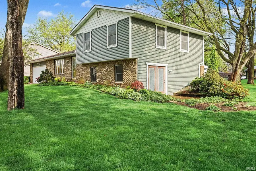 24537 Green Valley Parkway, Elkhart, IN 46517 - #2