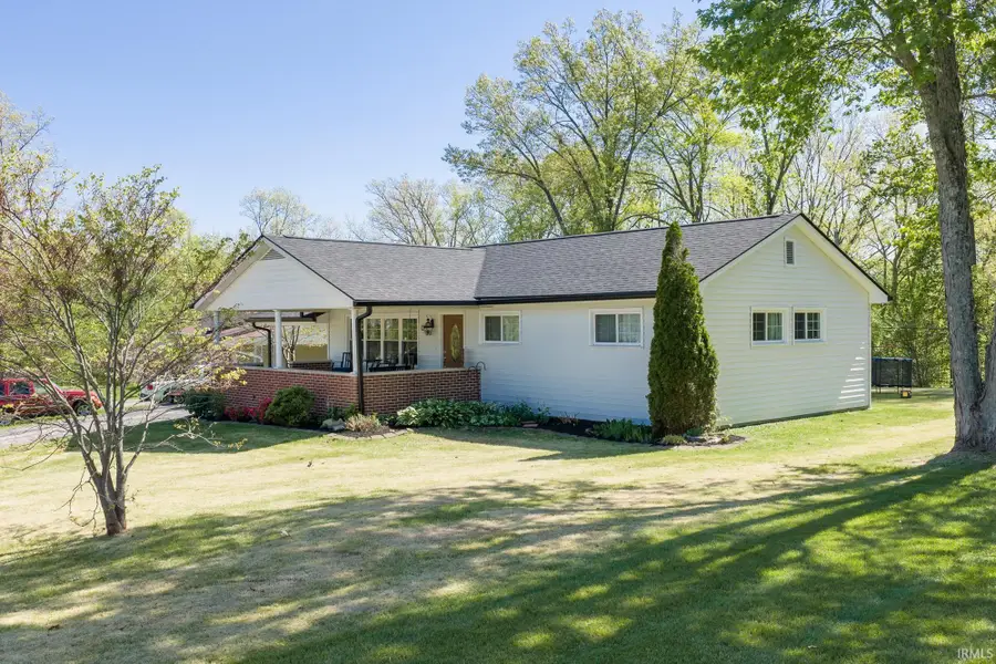 137 Edgewood Drive, Bedford, IN 47421 - #3