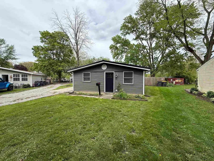 5709 Remington Drive, Fort Wayne, IN 46809 - #2