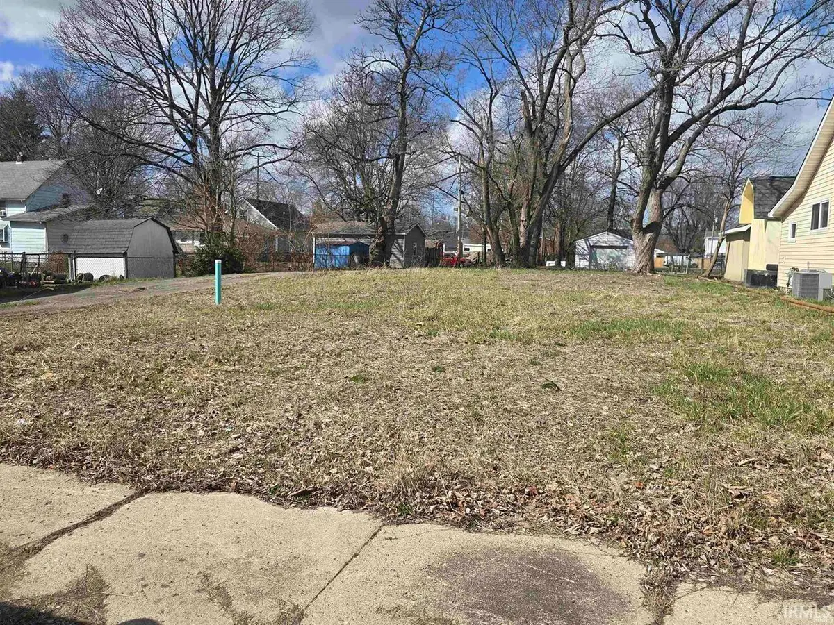 212 Clifford Street, Anderson, IN 46012 - #1