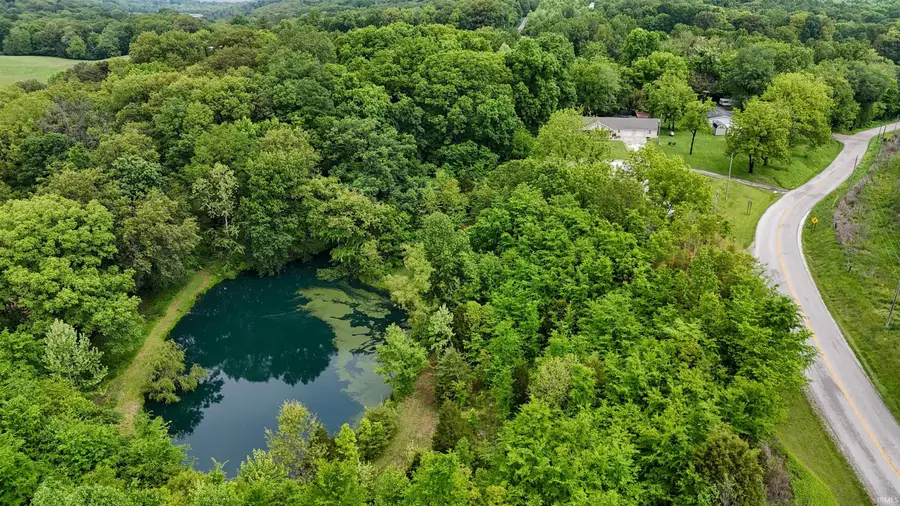 9203 N Hickory Grove Road, Dubois, IN 47527 - #2