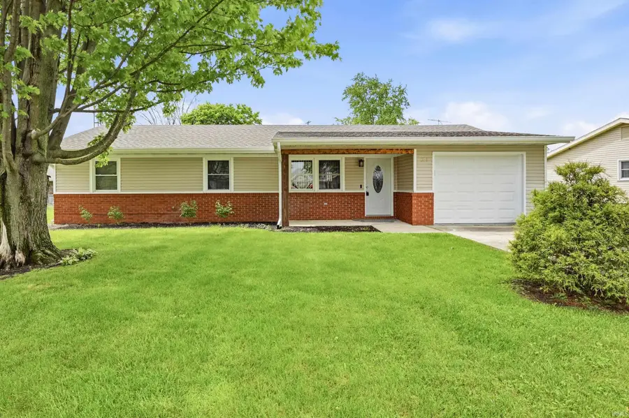 391 W Albany Court, Albany, IN 47320 - #2