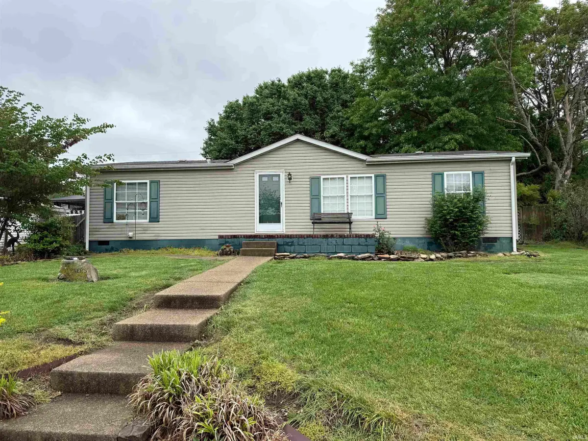 1305 N Canal Street, Mount Vernon, IN 47620 - #1