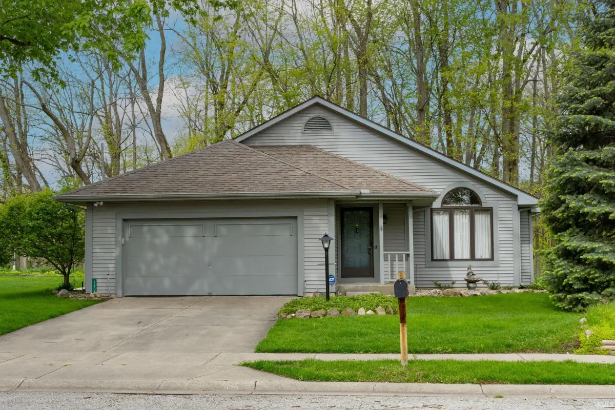 1901 Creekwood Drive, South Bend, IN 46635 - #1