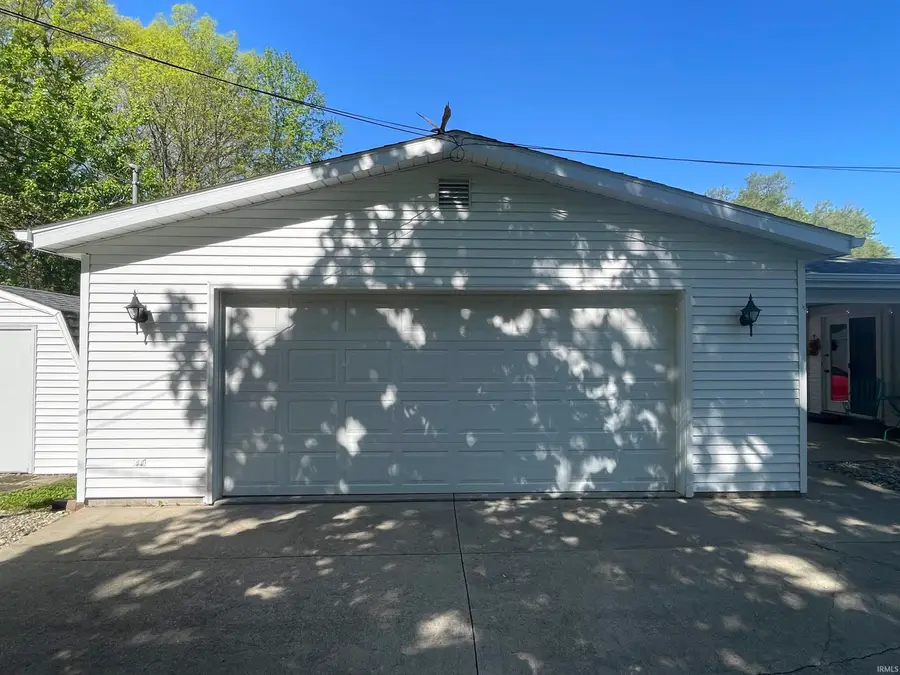 607 Opal Street, Huntington, IN 46750 - #3