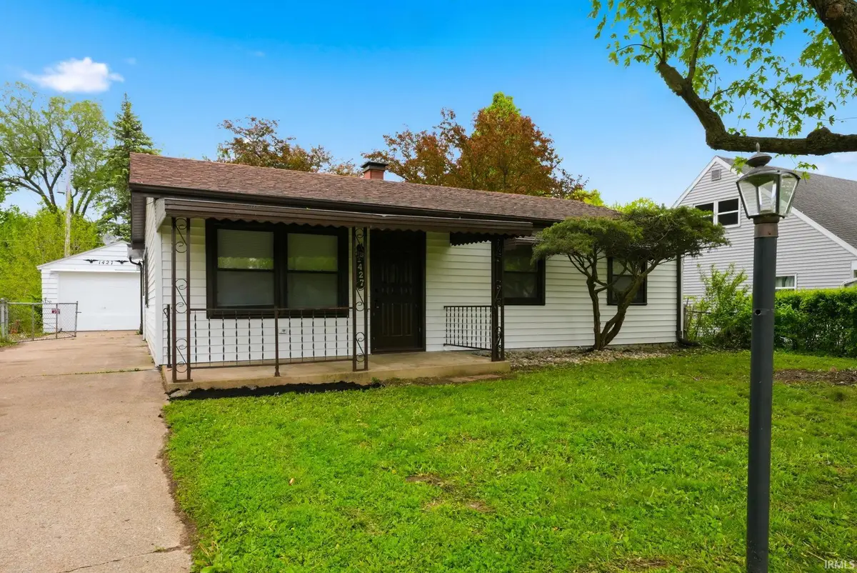 1427 Baywood Drive, New Haven, IN 46774 - #1