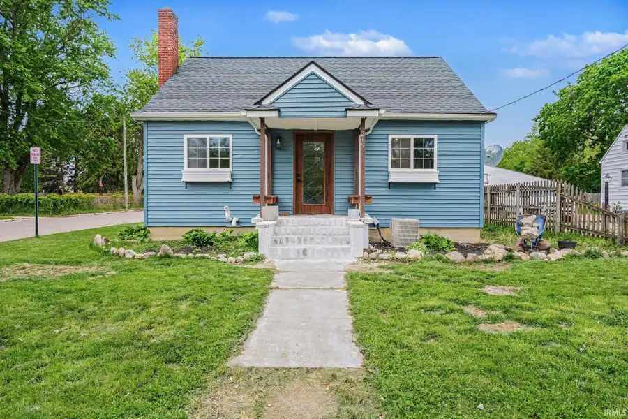 219 W Patterson Street, Lakeville, IN 46536 - #2