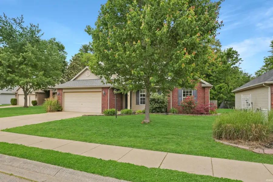 8106 Cedar Point Drive, Newburgh, IN 47630 - #3