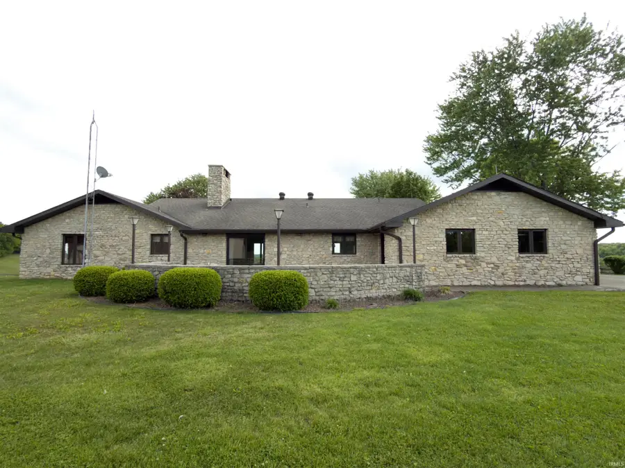 1300 Old Farm Road, Bedford, IN 47421 - #2