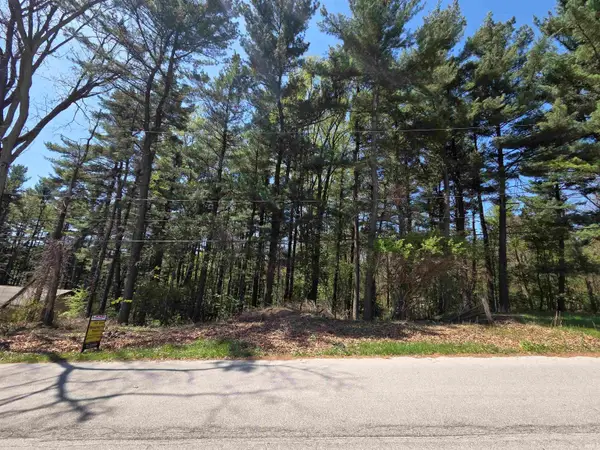 51429 Outer Drive, South Bend, IN 46628