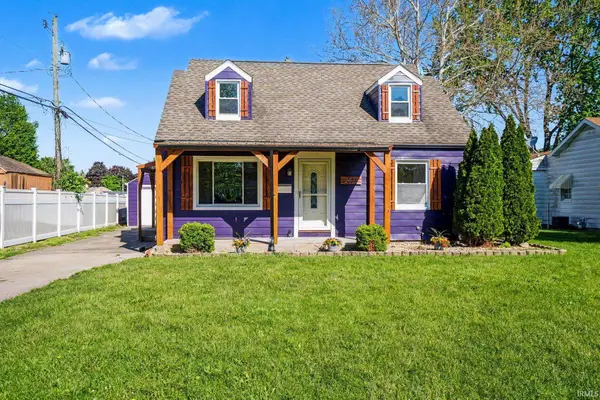 2411 Eisenhower Avenue, South Bend, IN 46615