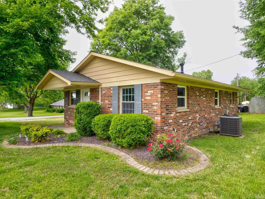 421 W Medcalf Street, Dale, IN 47523 - #2