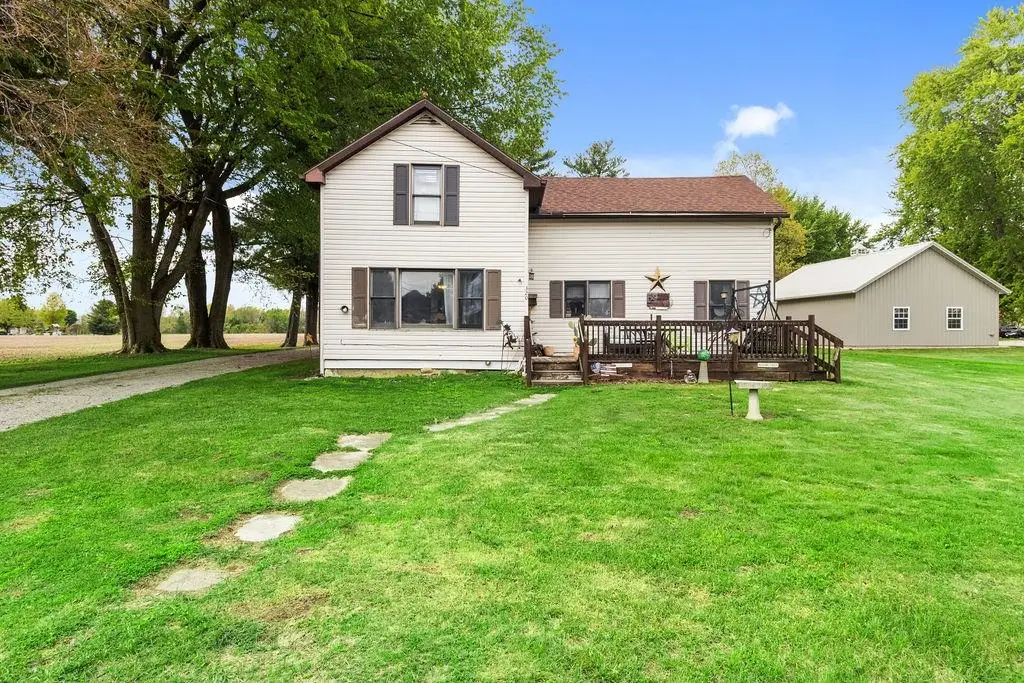 320 W Walnut Street, Akron, IN 46910 - #1