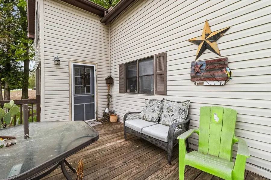 320 W Walnut Street, Akron, IN 46910 - #2