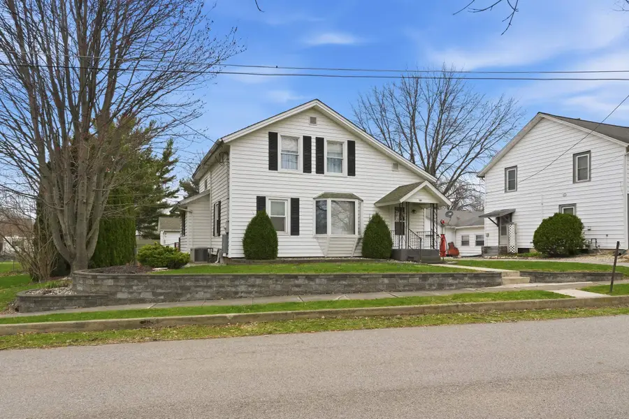 108 Cemetary Street, Wolcottville, IN 46795 - #2