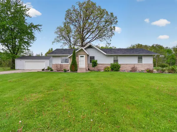 7528 Yellow River Road, Fort Wayne, IN 46818