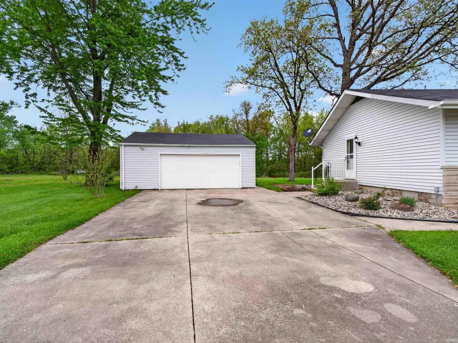 7528 Yellow River Road, Fort Wayne, IN 46818 - #3