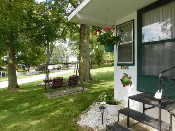 5246 W Warren Avenue, Silver Lake, IN 46982