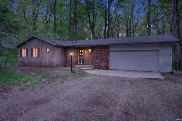 1680 S Ridgeview Road, Logansport, IN 46947