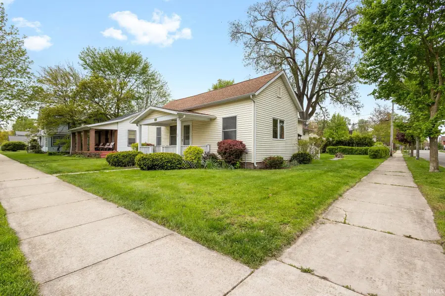 201 W Chestnut Street, New Carlisle, IN 46552 - #2