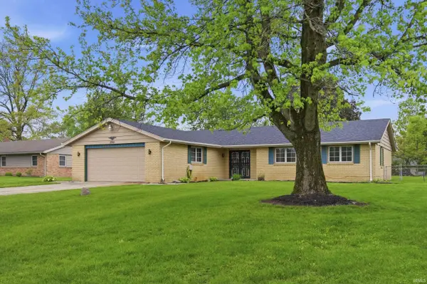 2301 N Valley Drive, Muncie, IN 47304