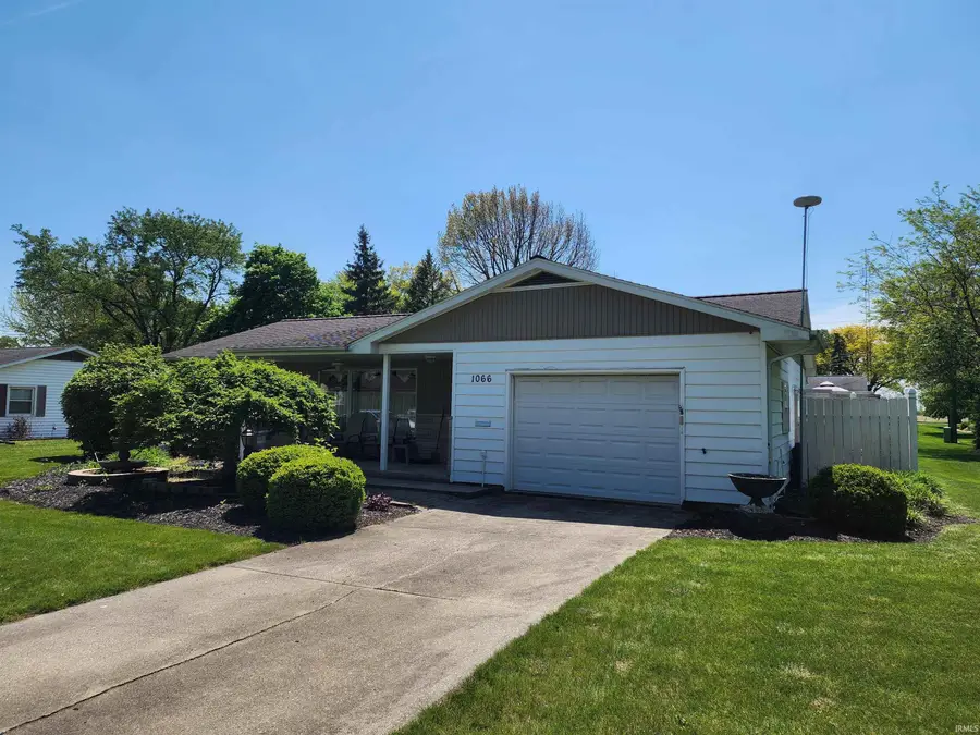 1066 W Water Street, Berne, IN 46711 - #3