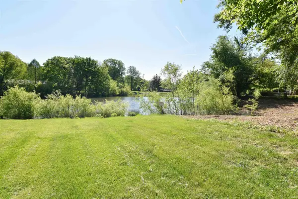 543 W Mt. Pleasant Road, Evansville, IN 47711