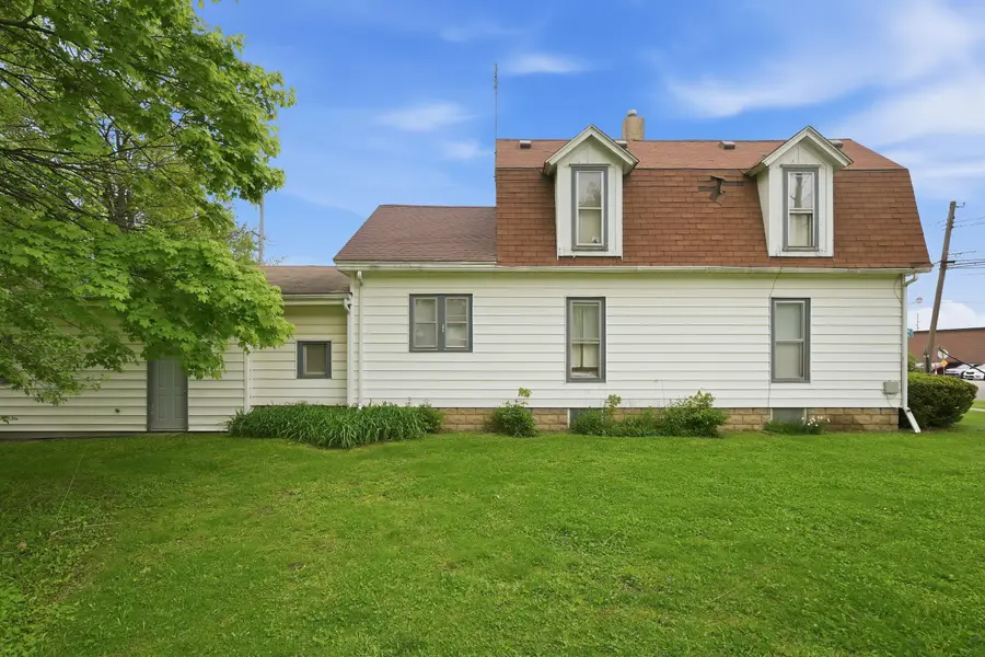 127 N Kinney, Angola, IN 46703 - #2