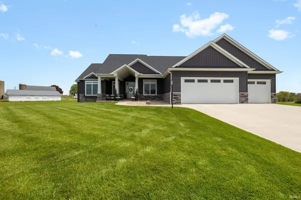 56408 White Pine Ridge, Middlebury, IN 46540