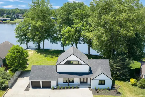 55981 Riverdale Drive, Elkhart, IN 46514