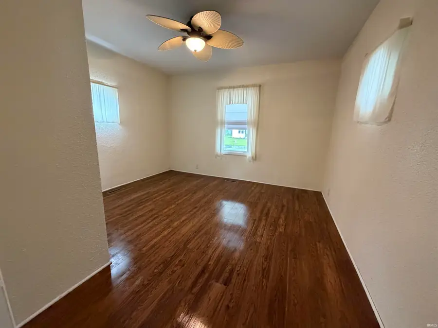309 E South D Street, Gas City, IN 46933 - #3